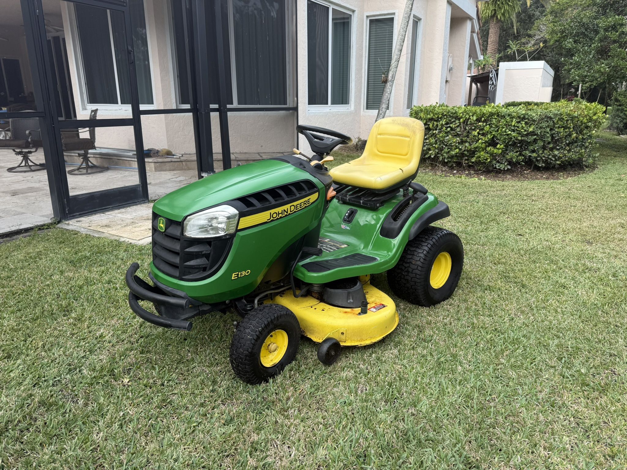 John Deer Riding Lawn Mower E130