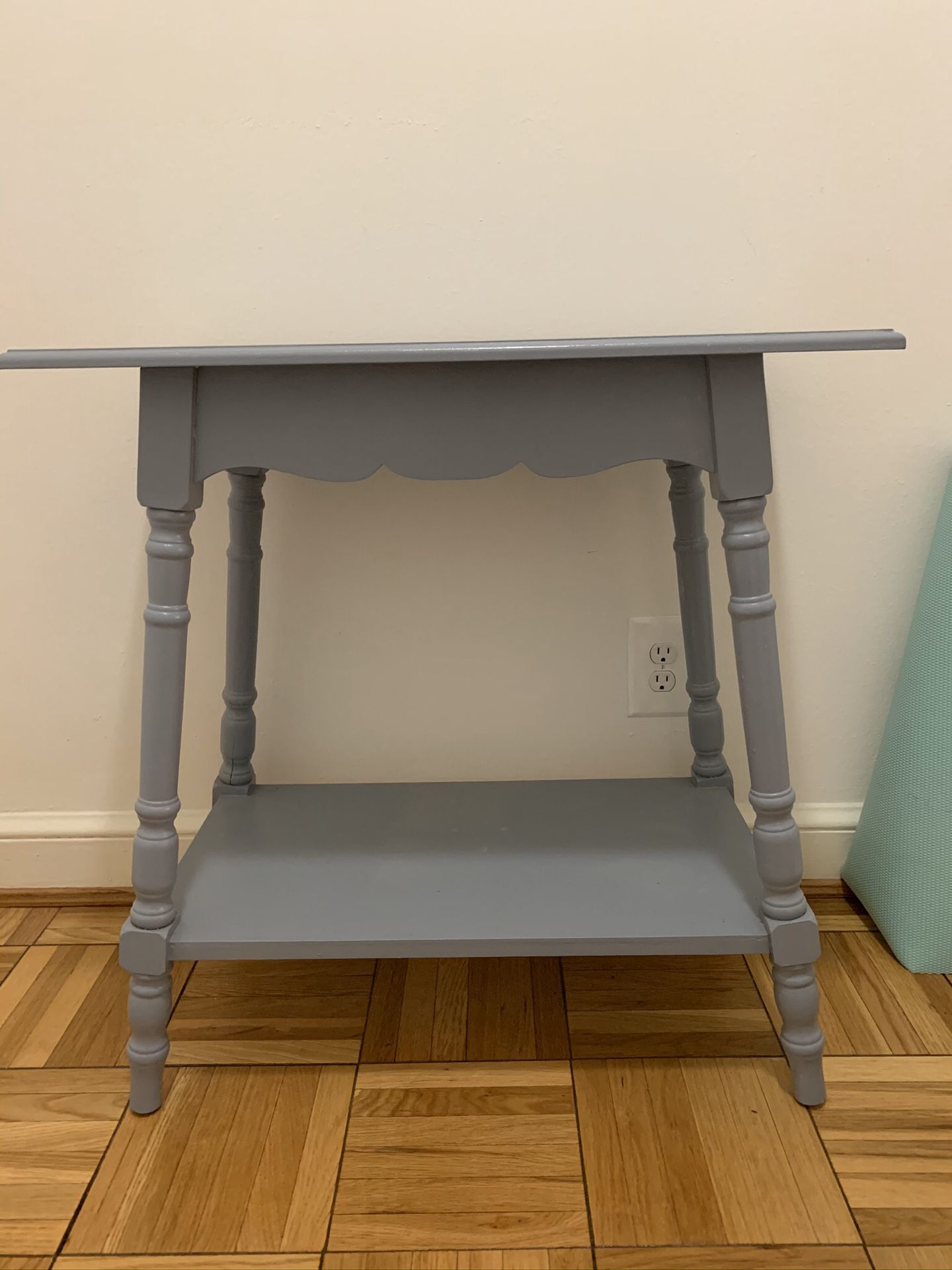 Gray side or entry table
