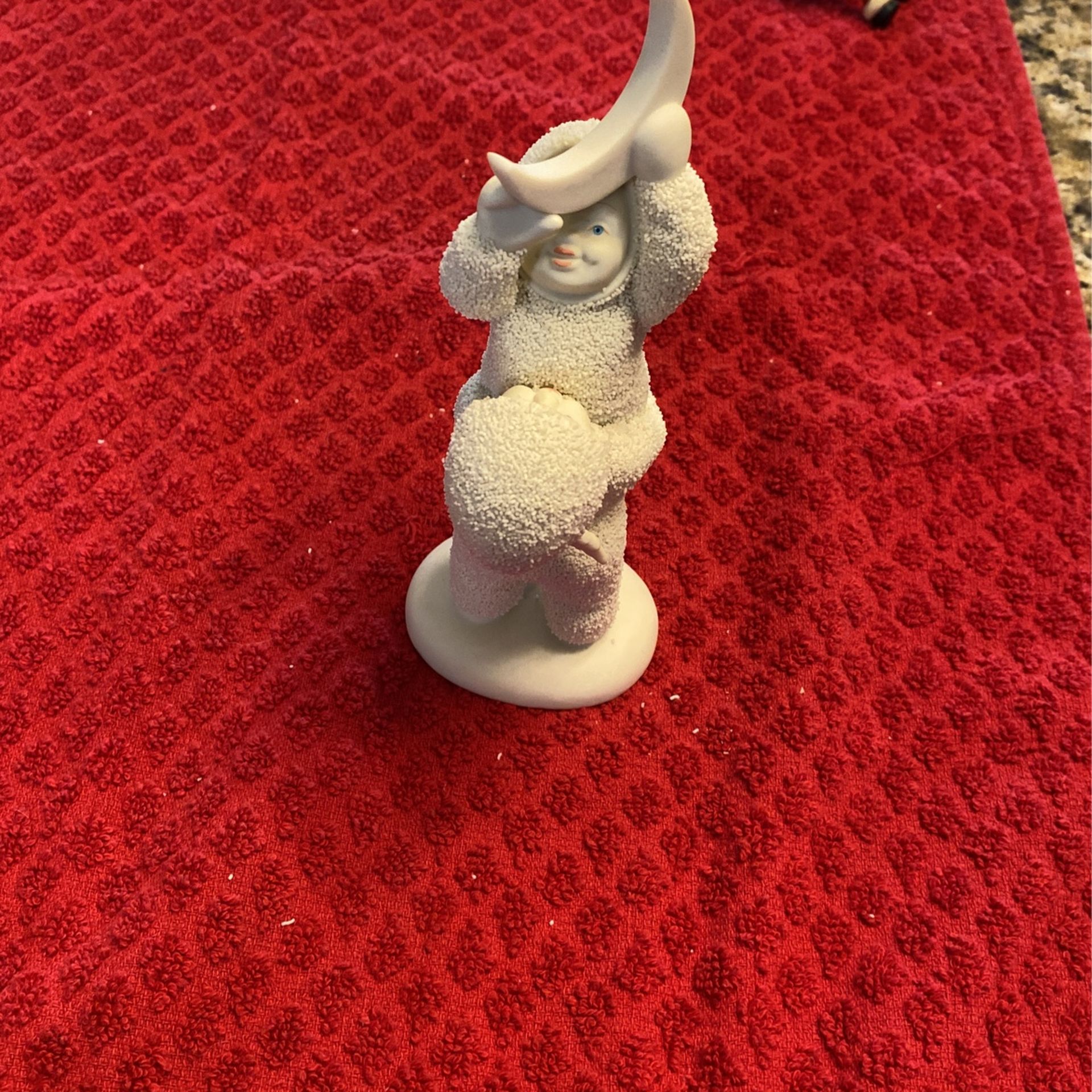Dept 56 Snowbabies Angels Holding The Half Moon