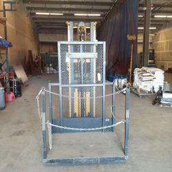 BIG JOE Electric Man Lift Order Picker