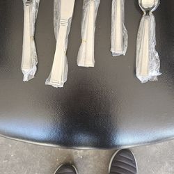 40 pc cutlery