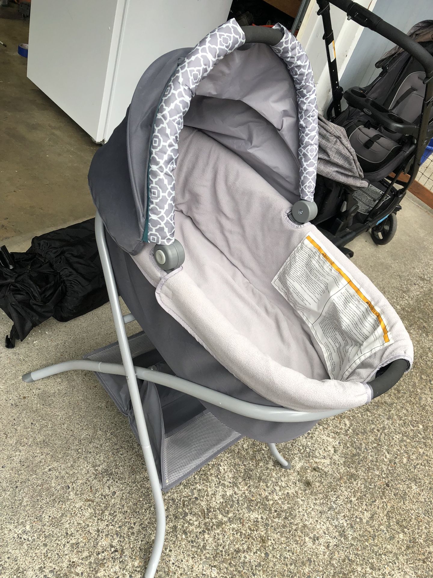 Bassinet 