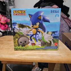 Sonic Figureine 