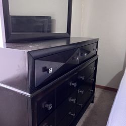 Used Furniture 