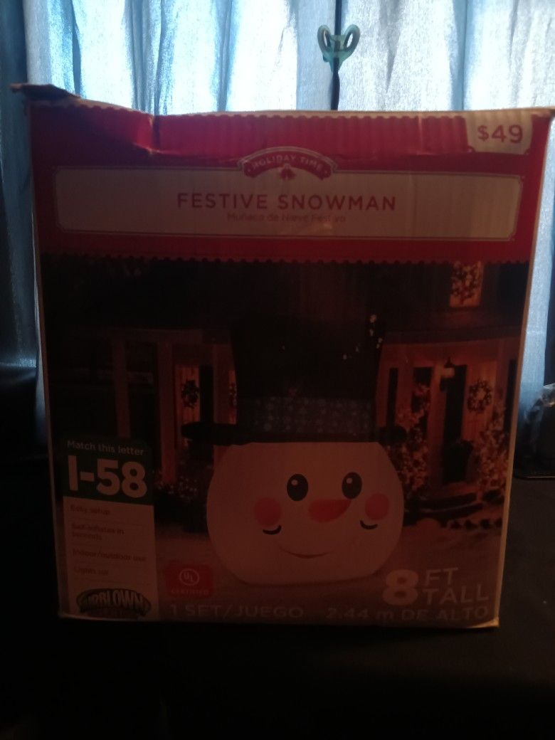 8ft Inflatable Snowman Head