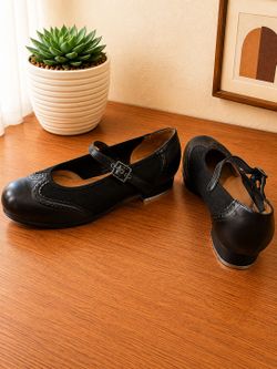 Capezio Shirley Women's Tap Shoes Size 5.5M