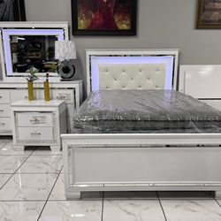 4pc Queen Bedroom Set 🤍 LED light