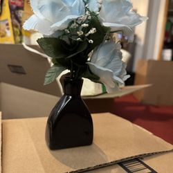 Elegant Blue Faux Flower Arrangement in Black Ceramic Vase