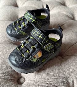 Kids shoes