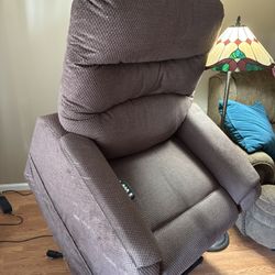 Lift Chair And Recliner