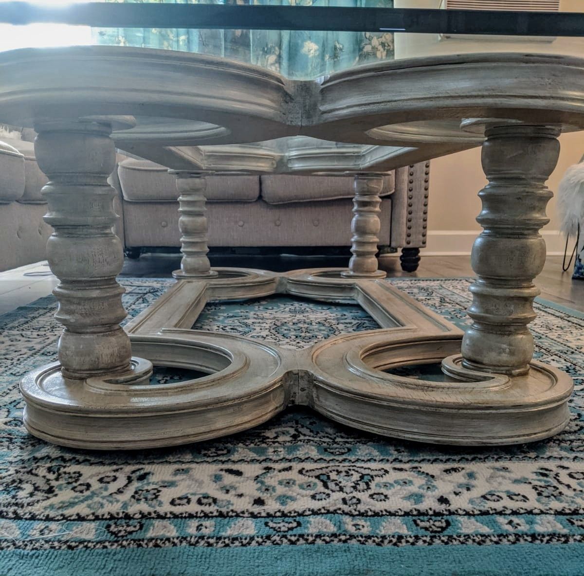 Beautiful elegant ( wood & glass ) coffee table