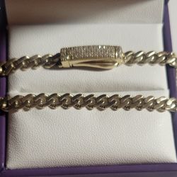 14 K GOLD  BRACELET  