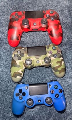 PS4 CONTROLLERS