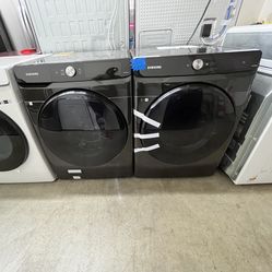 SAMSUNG NEW BLACK WASHER AND 220 ELECTRIC DRYER WITH SMART CONNECT 