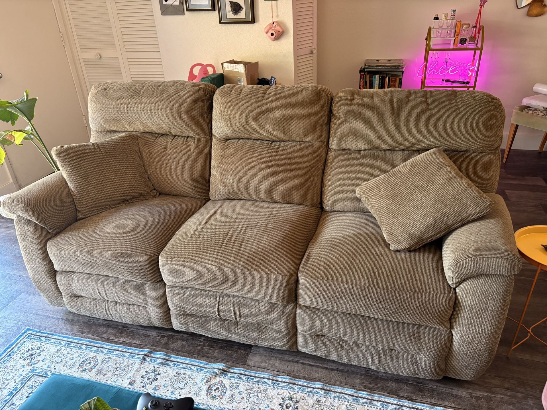 Green Lazyboy Recliner Couch
