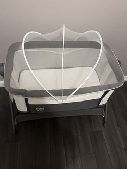 Baby Joy Bassinet
