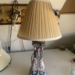 Chinese Guanyin Lotus Porcelain Floriform Pink Lamp