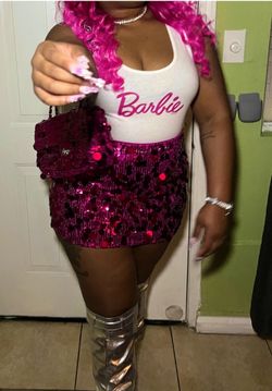 PINK MINI SKIRT! 💗