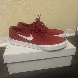 Nike size 10.5