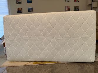 Newton Baby Crib Mattress and Extra Water Proof Cover