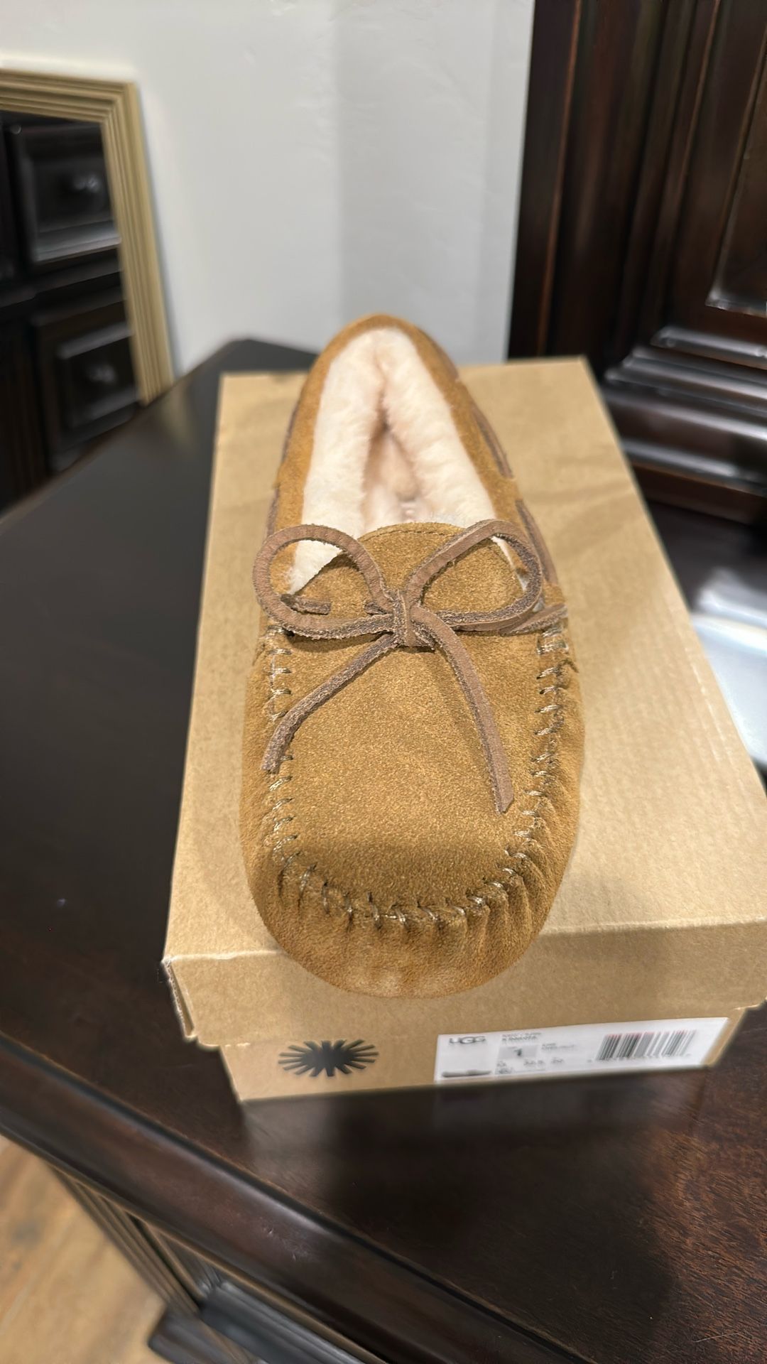 Ugg Kids Dakota Slipper