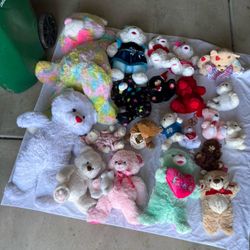 Teddy bears all sizes