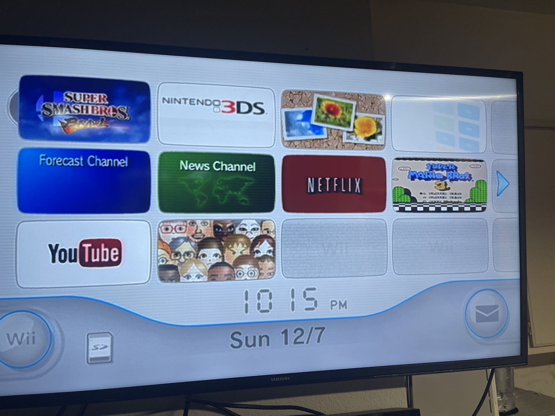 Nintendo Wii Console with 3 Games
