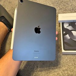 iPad Air 256GB 5th Gen Wi-Fi + Cellular With Second Gen Apple Pencil 