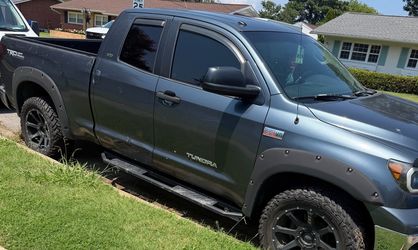 Toyota  tundra