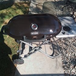 Stok folding propane grill