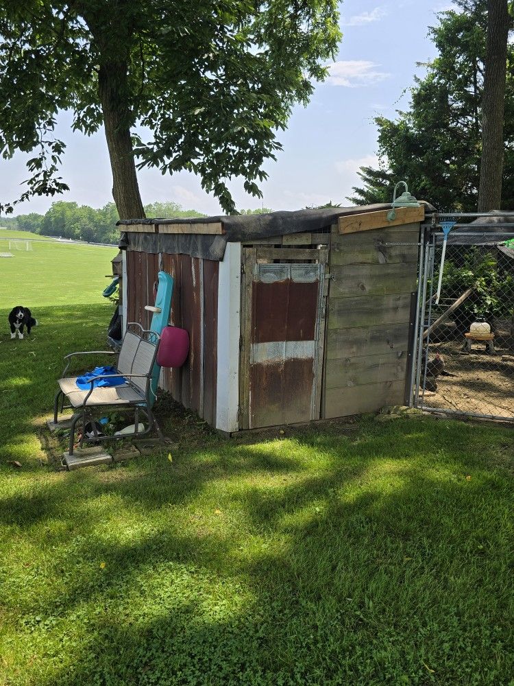 Coop Set Up/ Kennel