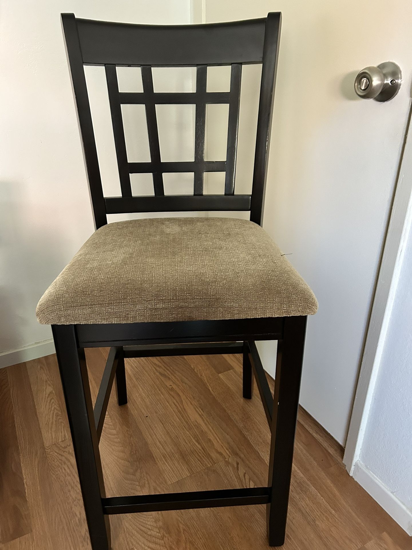 European High-Stool (New)