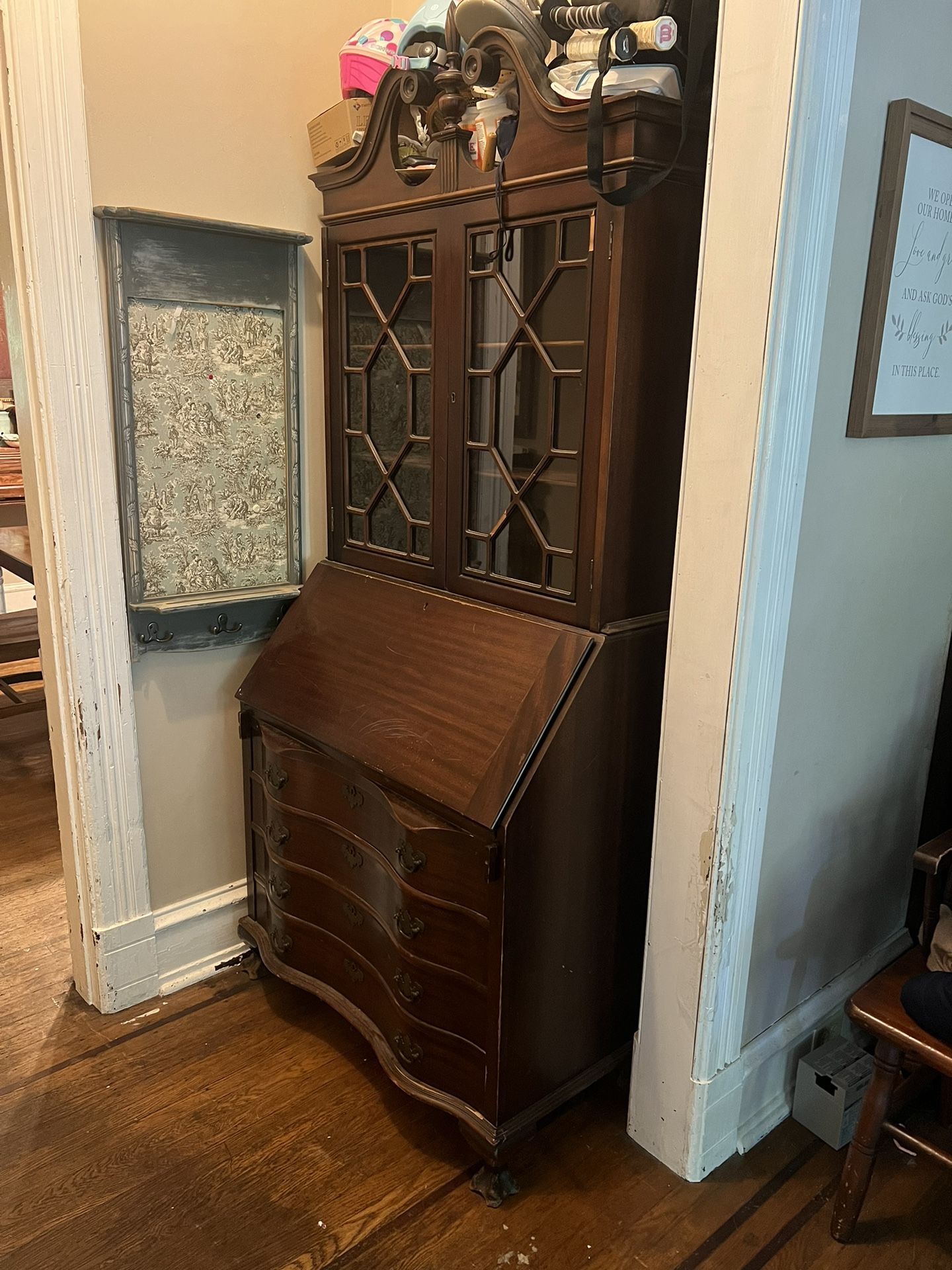 Hutch/desk