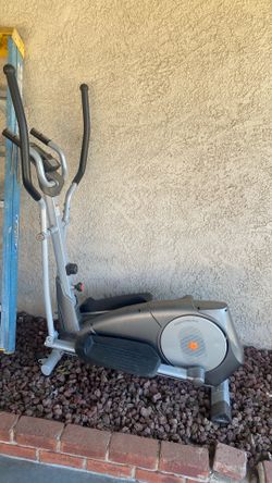Elliptical trainer