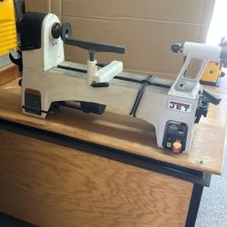 A Jet 12 X 21 Vertical Speed Wood Lathe