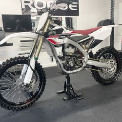 Yamaha YZ450F