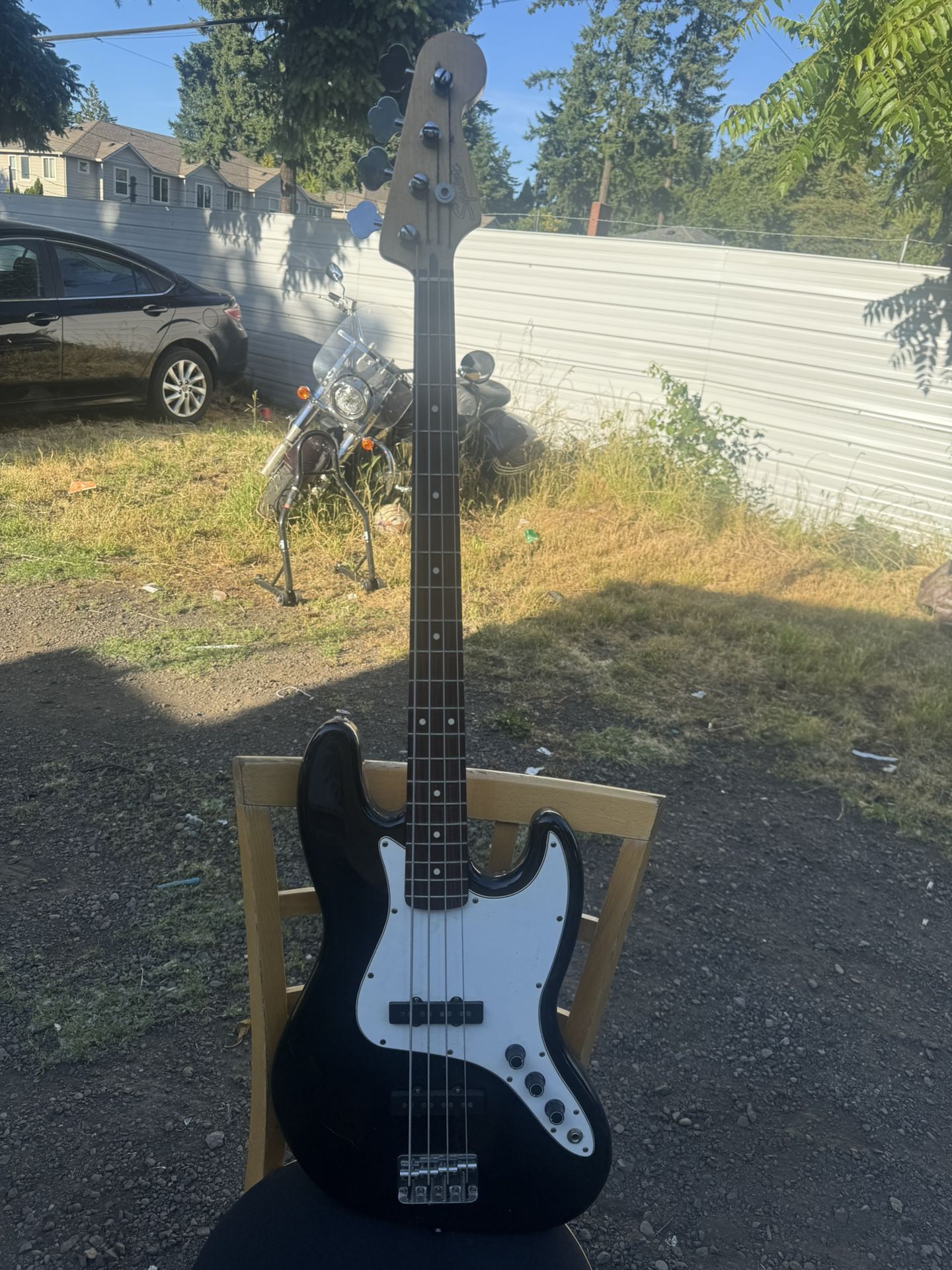 Squier Jazz Bass By Fender