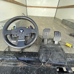 Thrust master TMX  with pedals