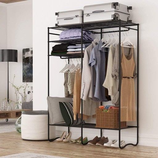 Clothes Rack / Closet