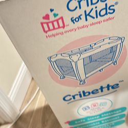 Brand new Cribette