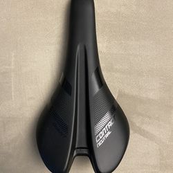 GIANT CONTACT NEUTRAL BIKE SADDLE