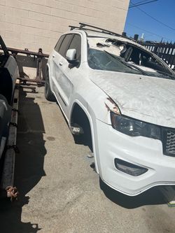 2018 grand Cherokee