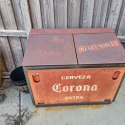 Vintage Cooler