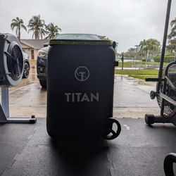 Titan ONE Pickleball Machine