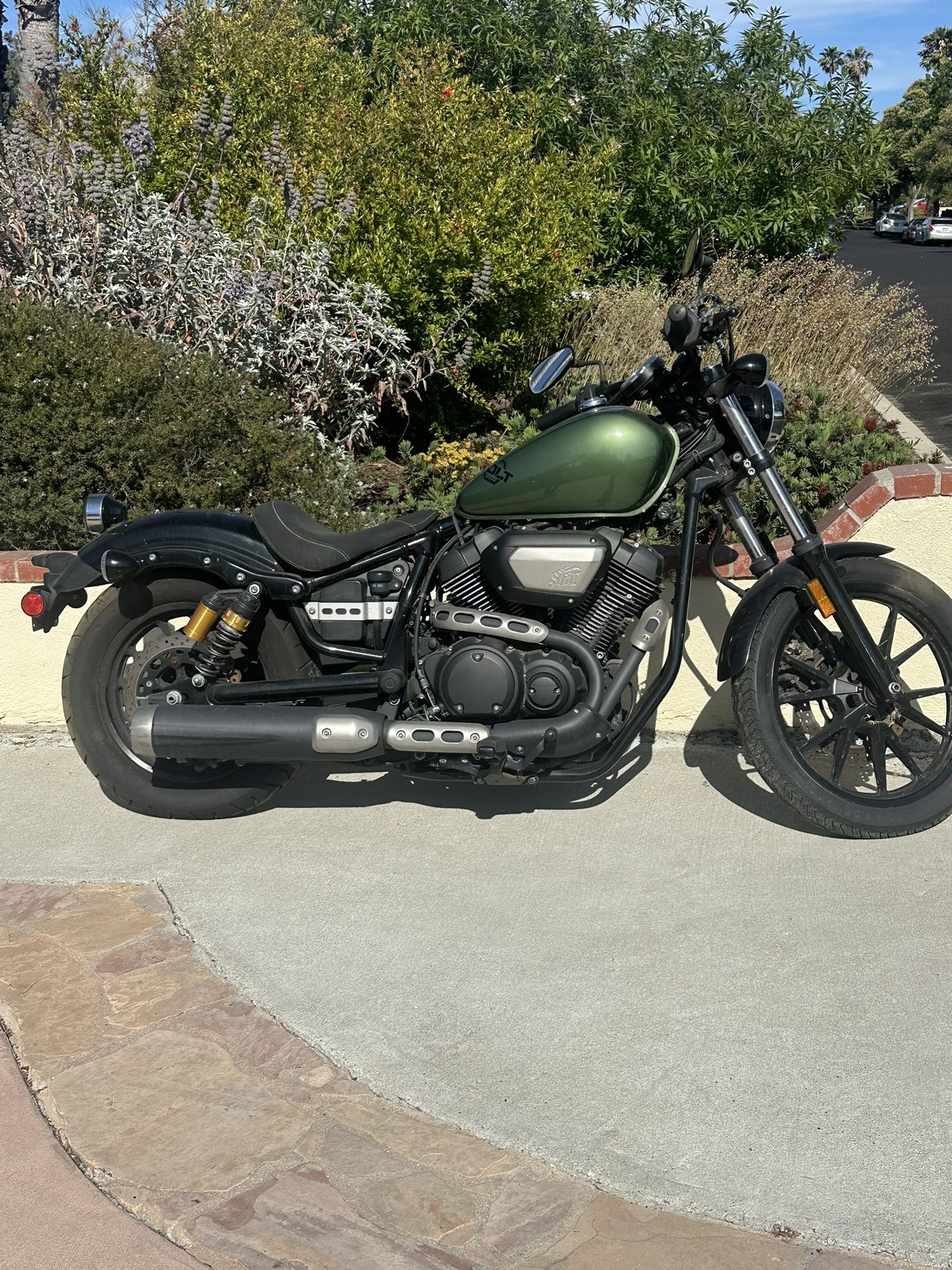 For sale: 2014 Yamaha Bolt R-Spec.(READ DESCRIPTION)