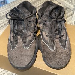 Yeezy 500 Utility Black