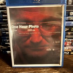 One Hour Photo Blu-ray