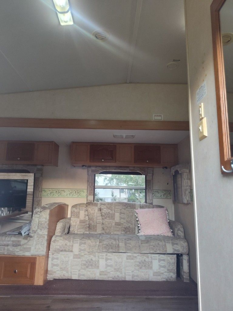 2005 Forest River Flagstaff