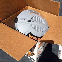 Bucket Head Vacuum 