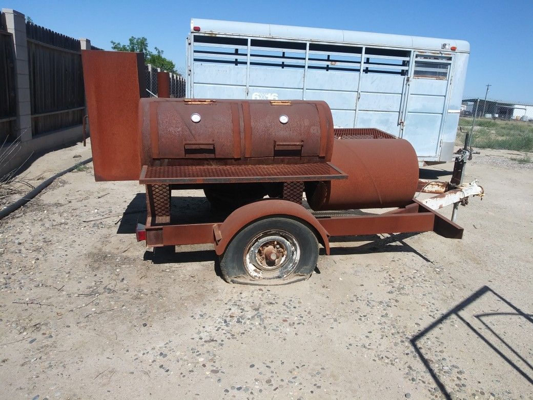 BBQ Smoker Trailer